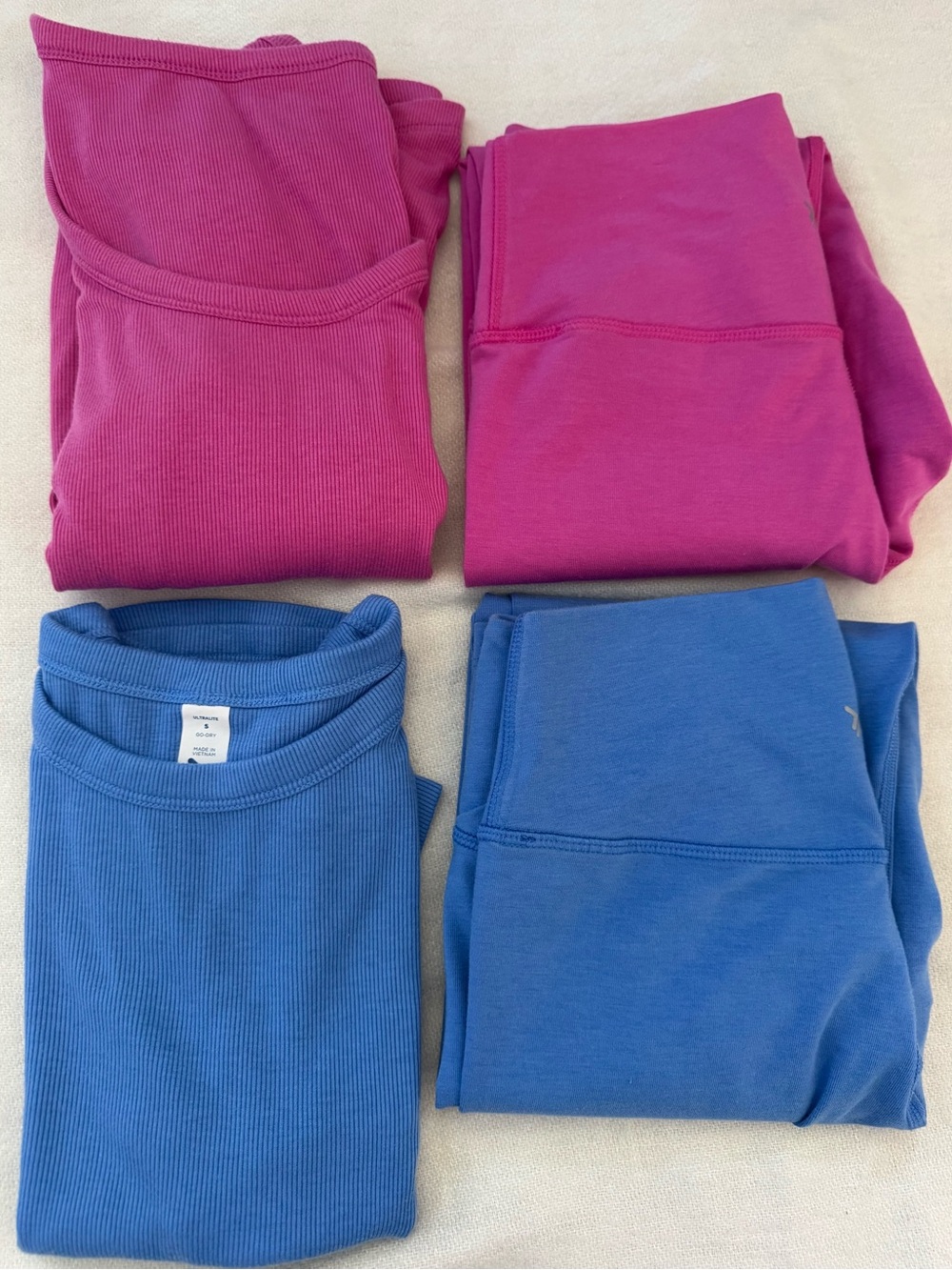 2 sets Old Navy Pink and Blue Active Leggings and tops